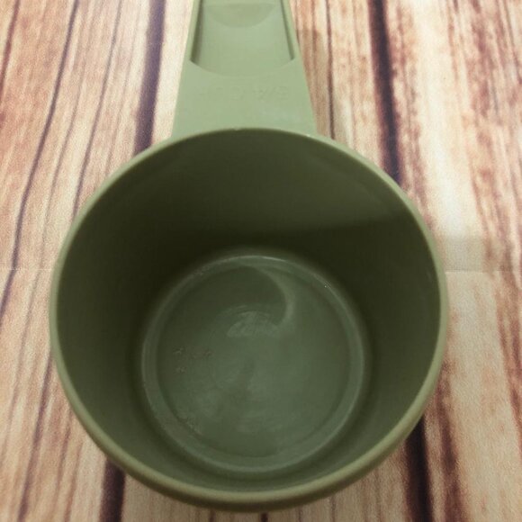 Vintage Tupperware Avocado Green Nesting Measuring Cup 3/4 CUP Replacement 762-5 - Picture 6 of 12